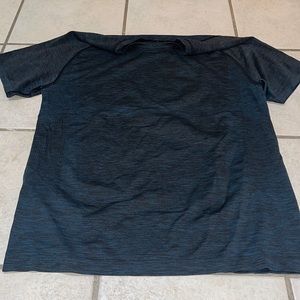Lululemon Men’s Shirt
